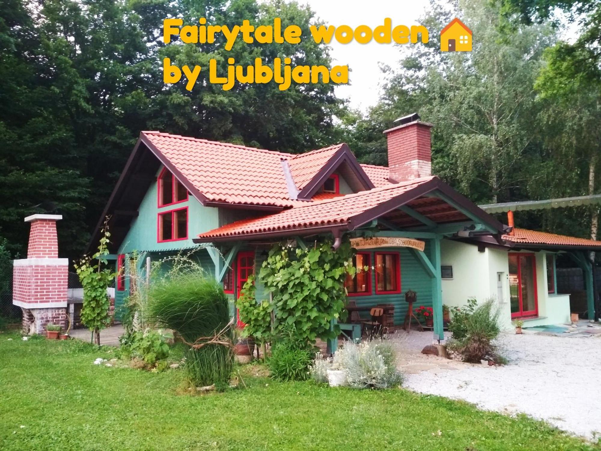 Villa Fairytale Wooden House By Ljubljana à Grosuplje Extérieur photo