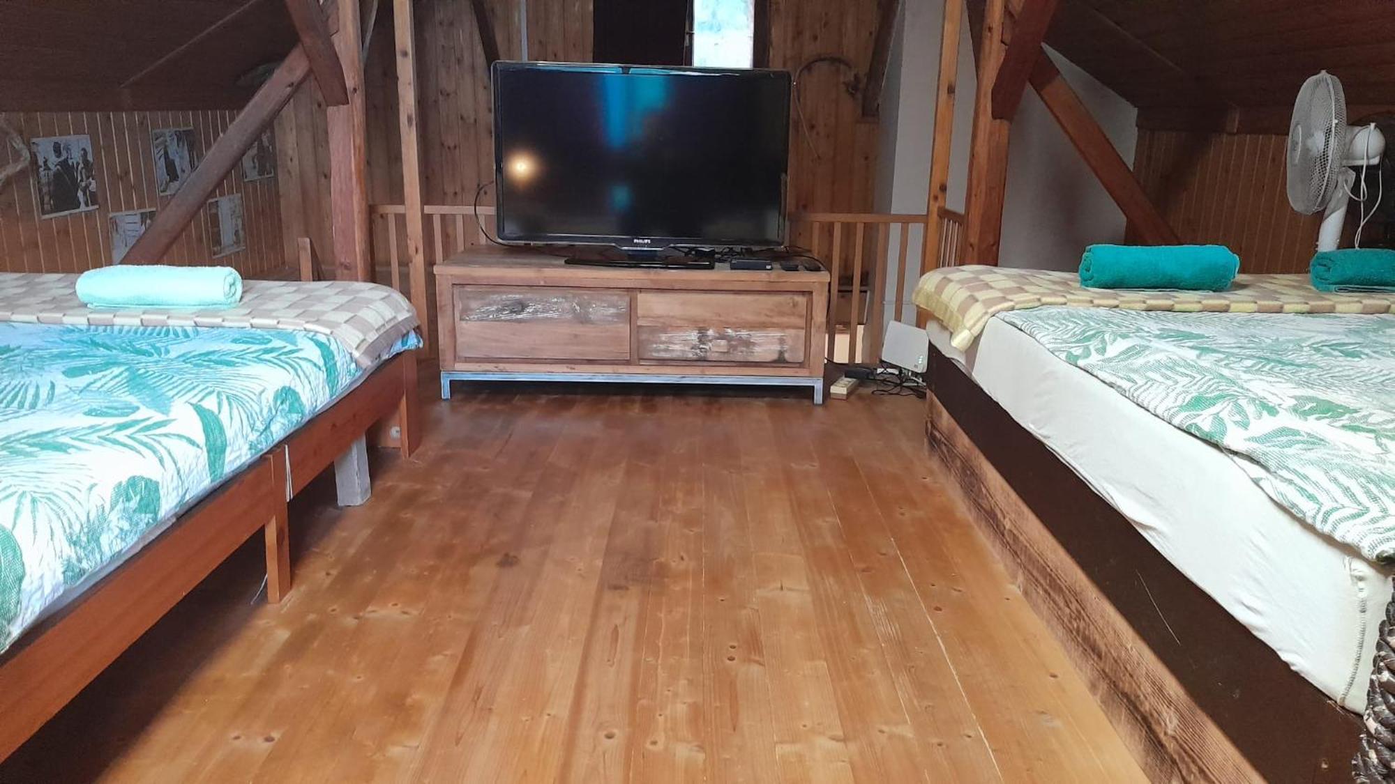 Villa Fairytale Wooden House By Ljubljana à Grosuplje Extérieur photo